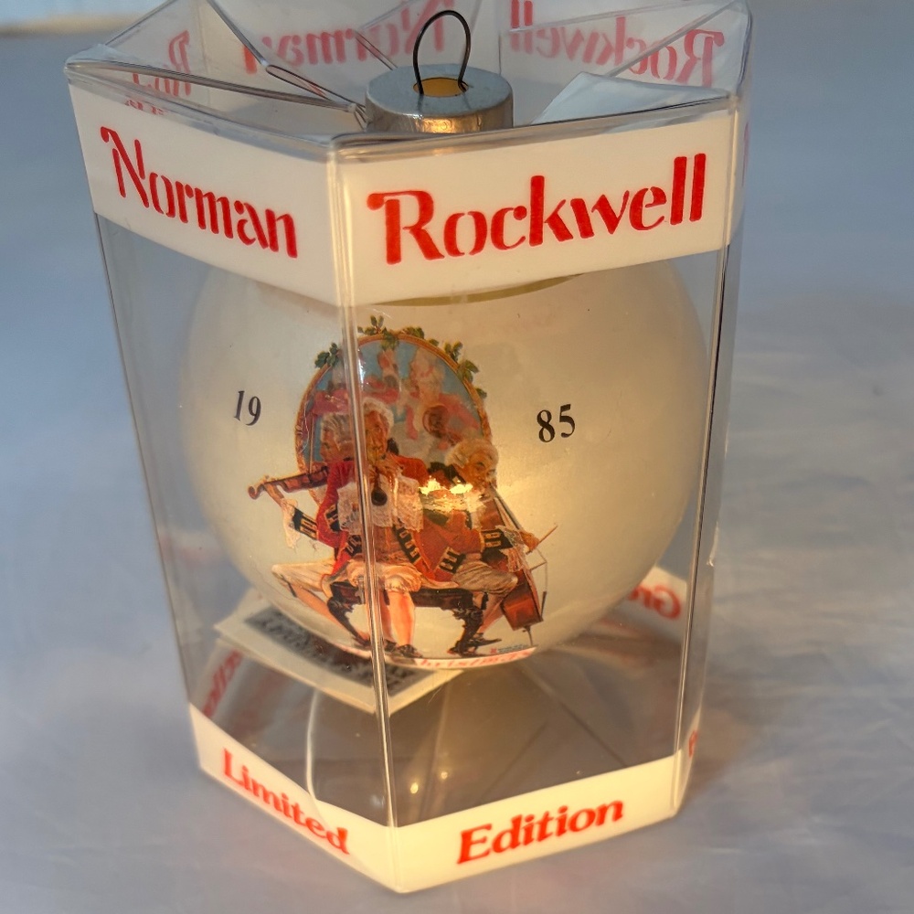 Vintage 1985 Norman Rockwell Glass Christmas Ornament Dave Grossman Edition